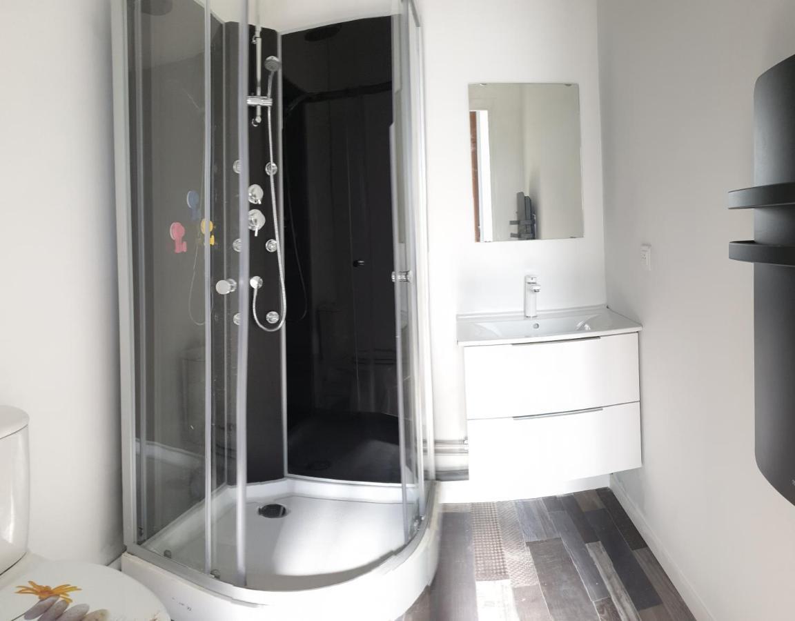 Vendegies-sur-Ecaillon Studio, Chambres, Appartement, Gite מראה חיצוני תמונה