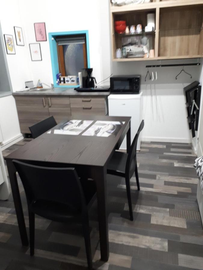 Vendegies-sur-Ecaillon Studio, Chambres, Appartement, Gite מראה חיצוני תמונה