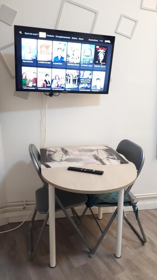 Vendegies-sur-Ecaillon Studio, Chambres, Appartement, Gite מראה חיצוני תמונה